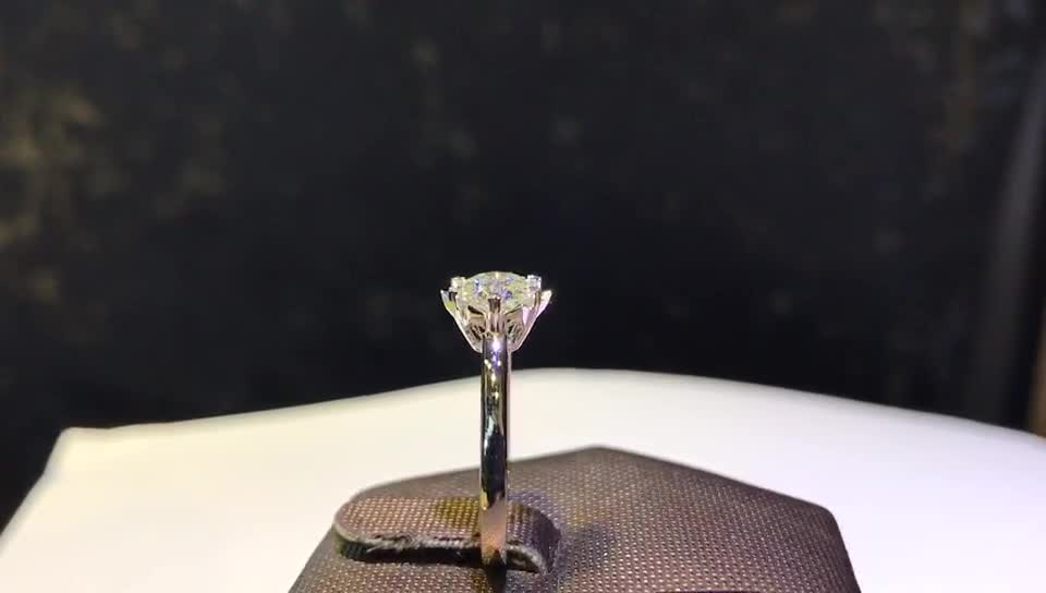 ＧＲ－冰心系列克拉钻戒　设计感心意十足完美细节