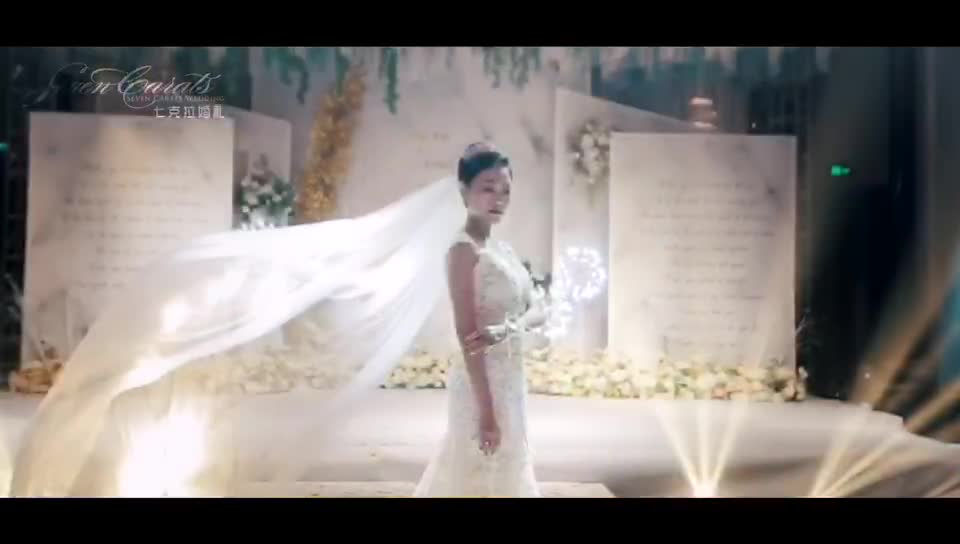 7克拉    ins风粉色香槟