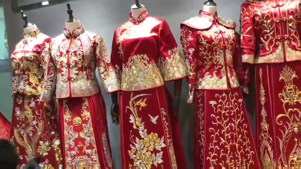【IDO婚纱】全场通选套餐+高级化妆师跟妆