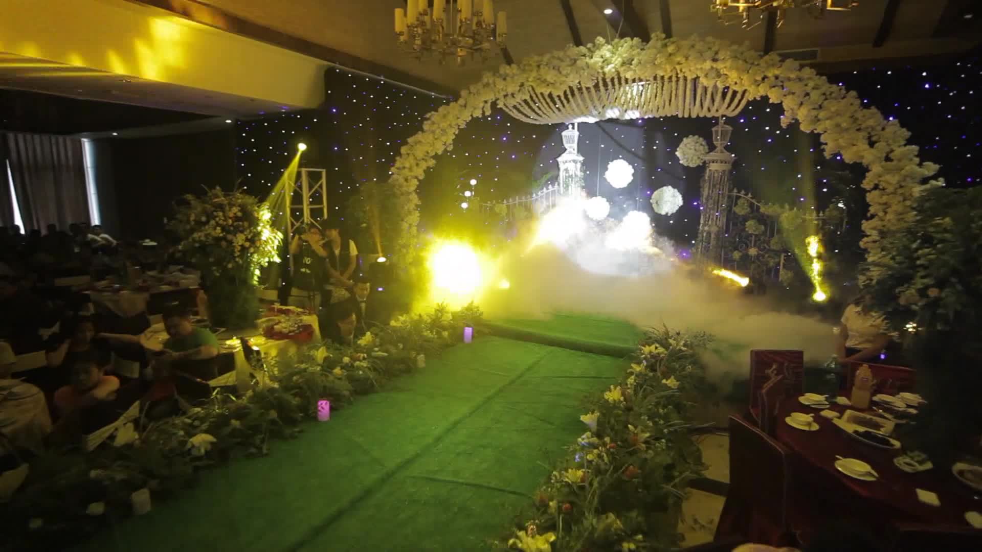 【挚上】首席主持人：张雄