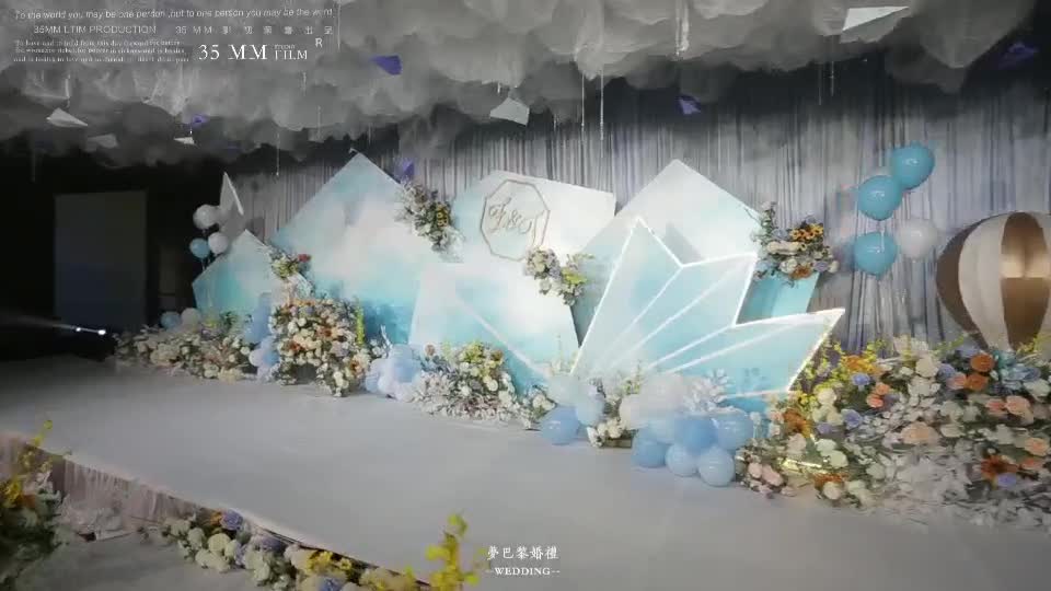 12件套，拖尾主纱+男女中式+敬酒服+伴娘/郎8
