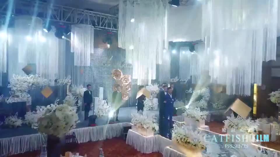輕奢新娘4件套+男士中式褂+伴娘服