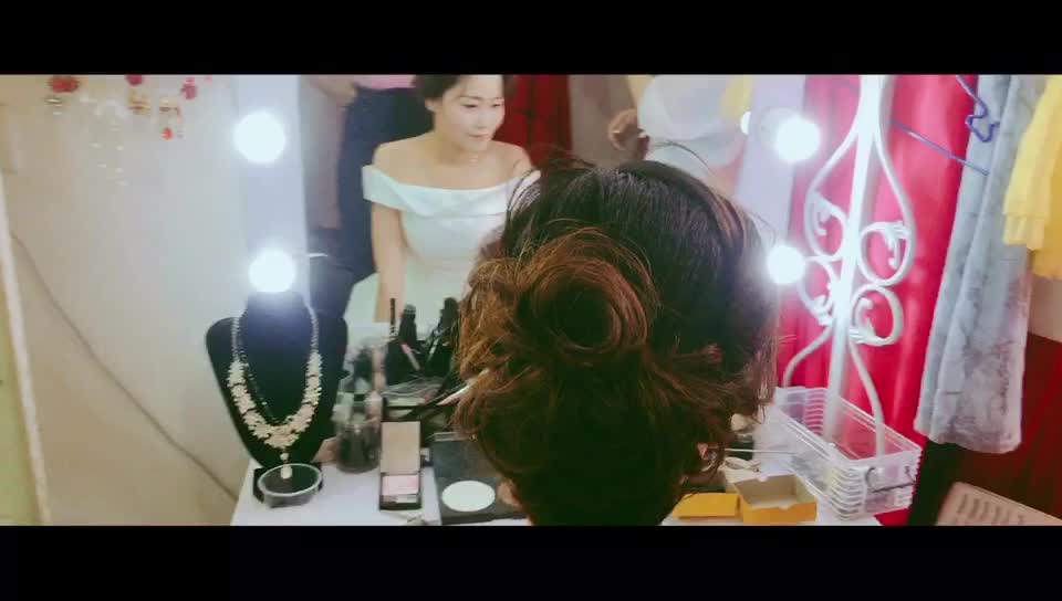 【九月团购】总监档全天跟妆+三套3999