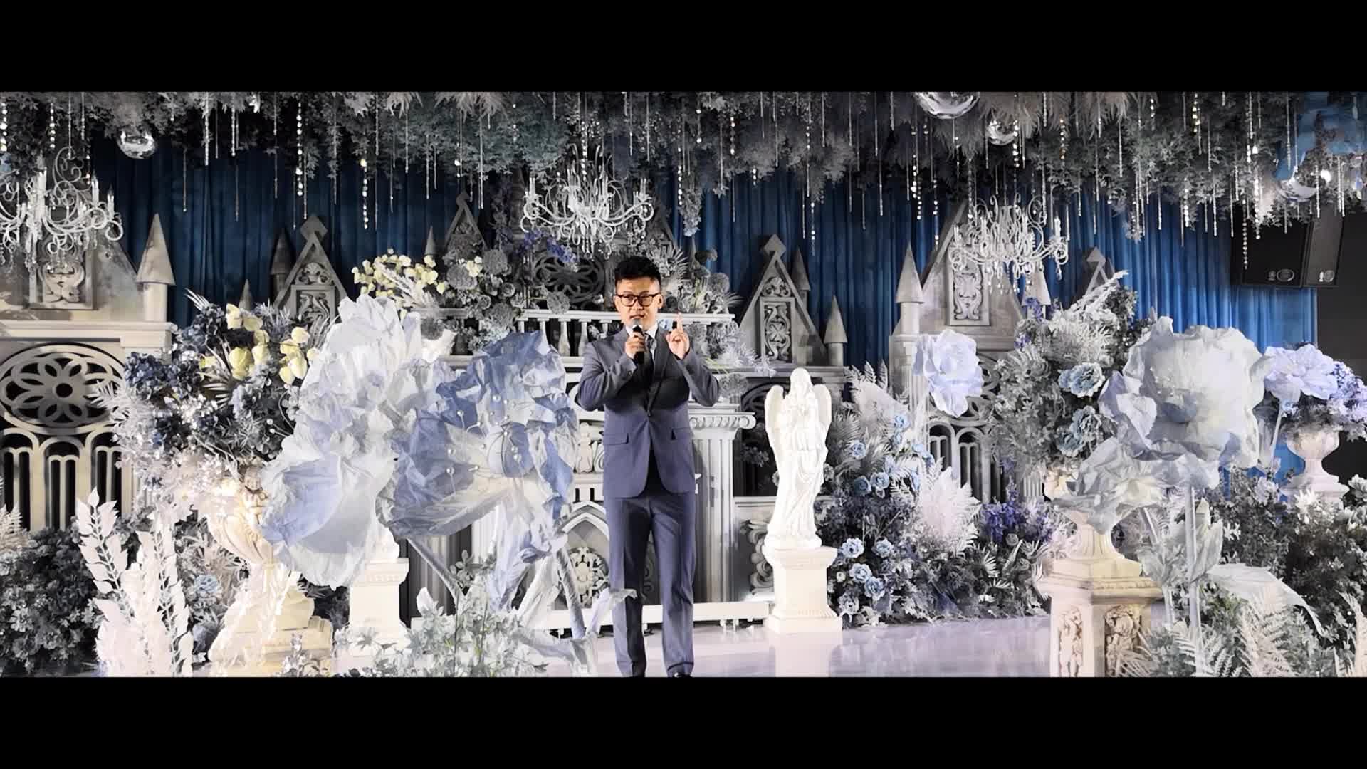 《爱你无需言语》开场