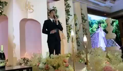 Eason的帅气开场