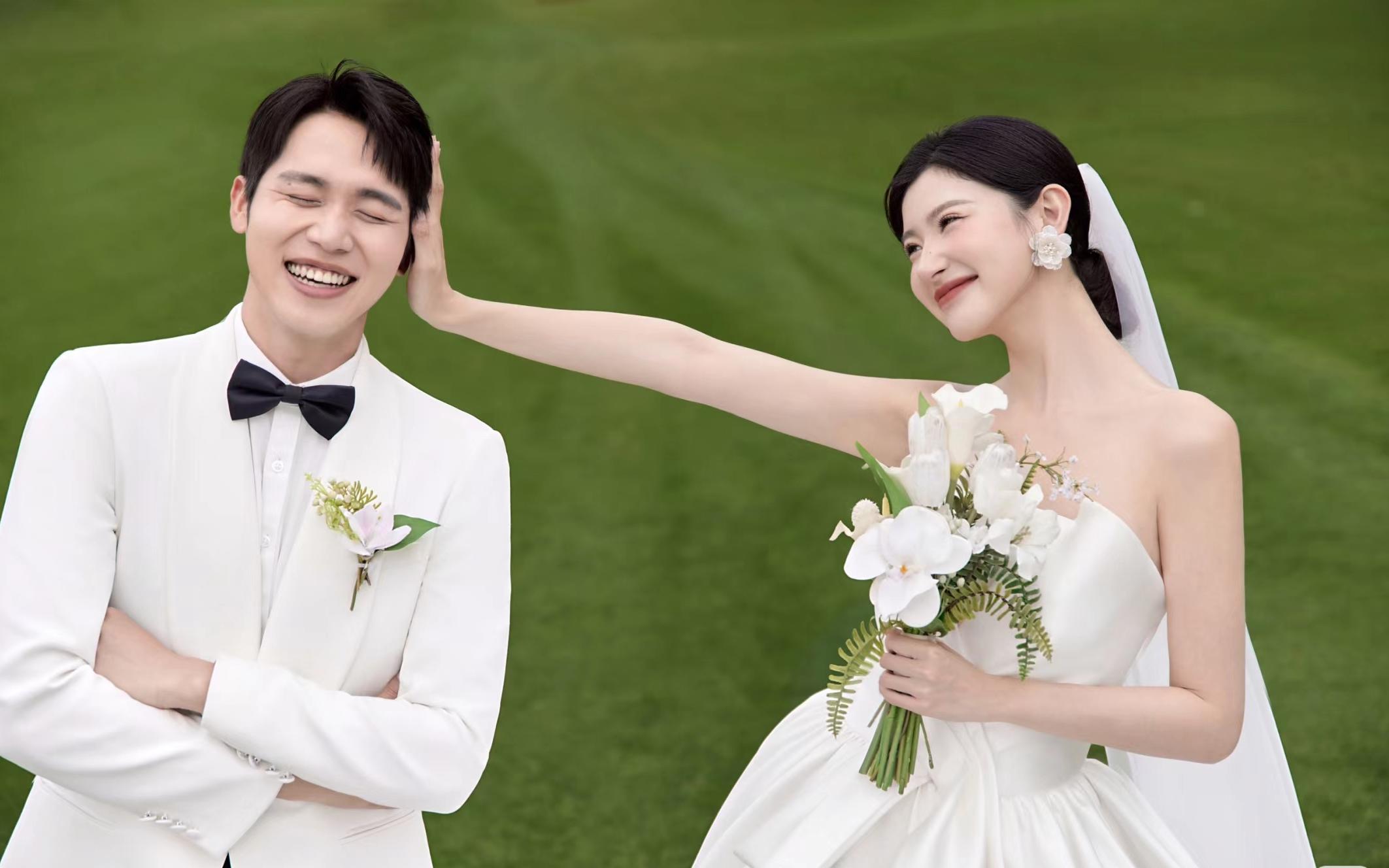 太爱了这组森系清新婚纱照