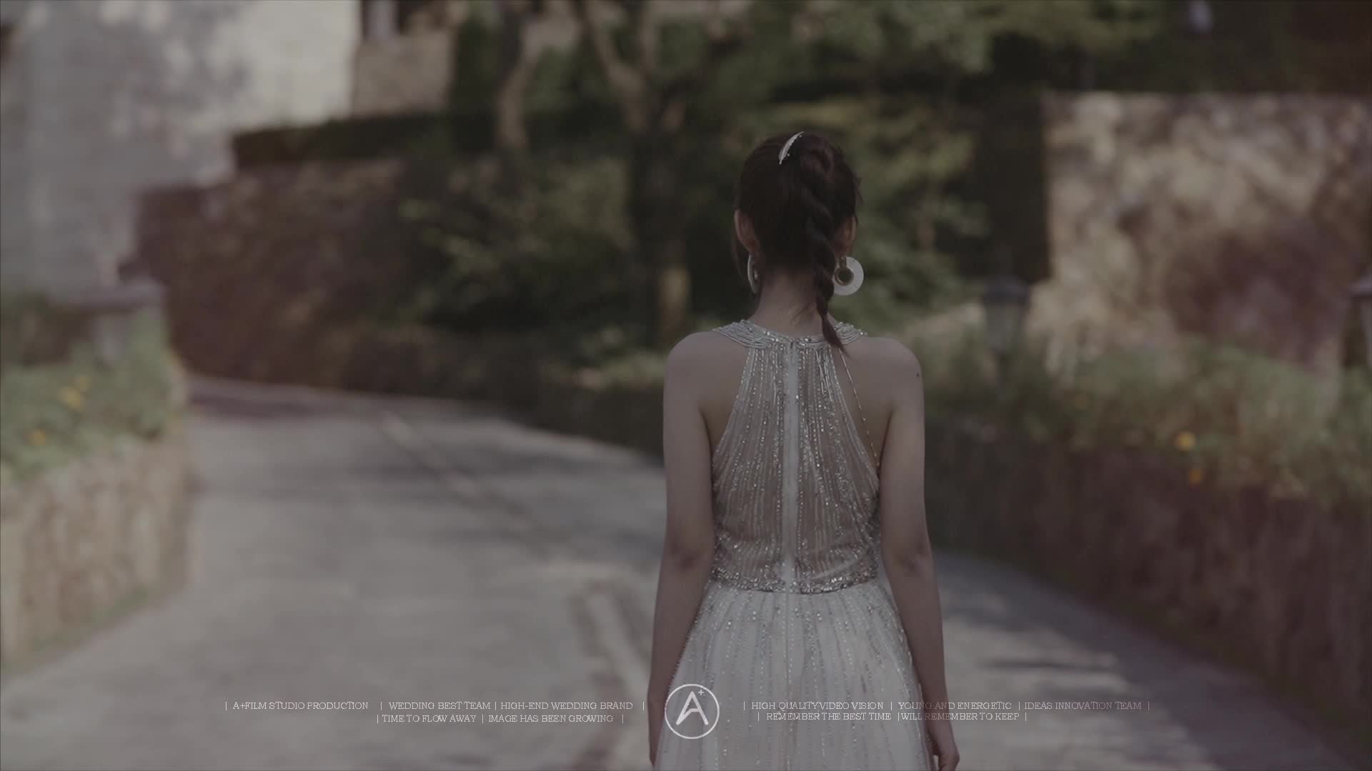 主持人王硕目的地婚礼裸心城堡现场