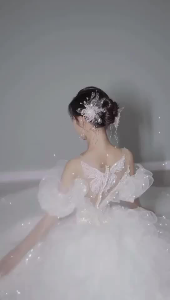 宫廷风轻奢一字肩主纱